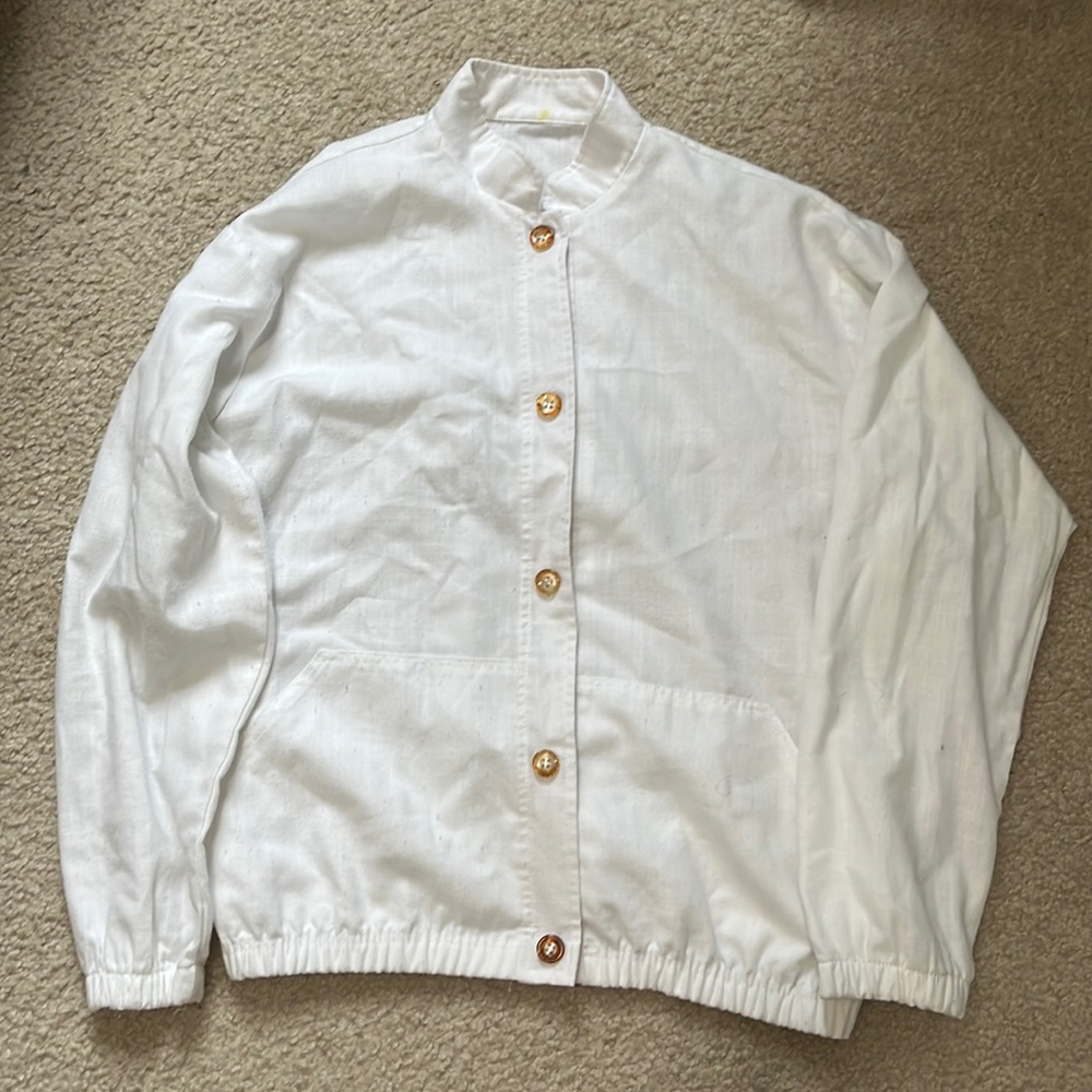 White jacket size L